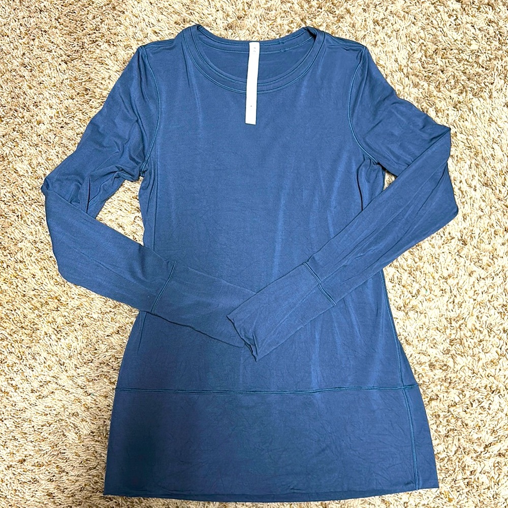 Lululemon shirt